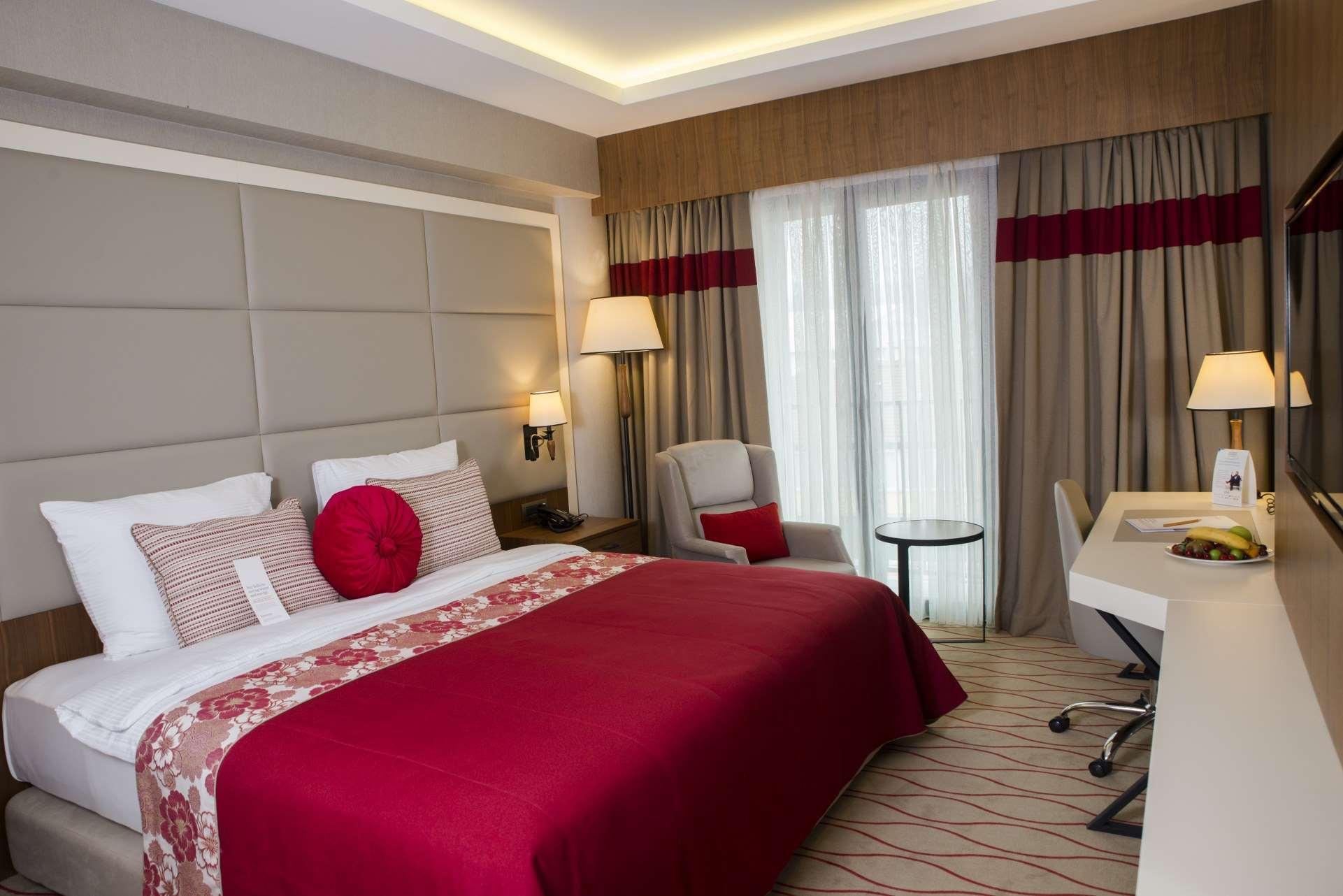 Отель Ramada By Wyndham Sakarya Hendek Экстерьер фото