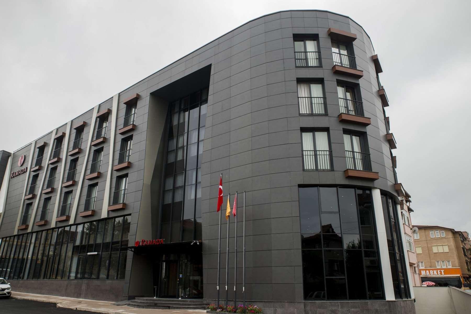 Отель Ramada By Wyndham Sakarya Hendek Экстерьер фото