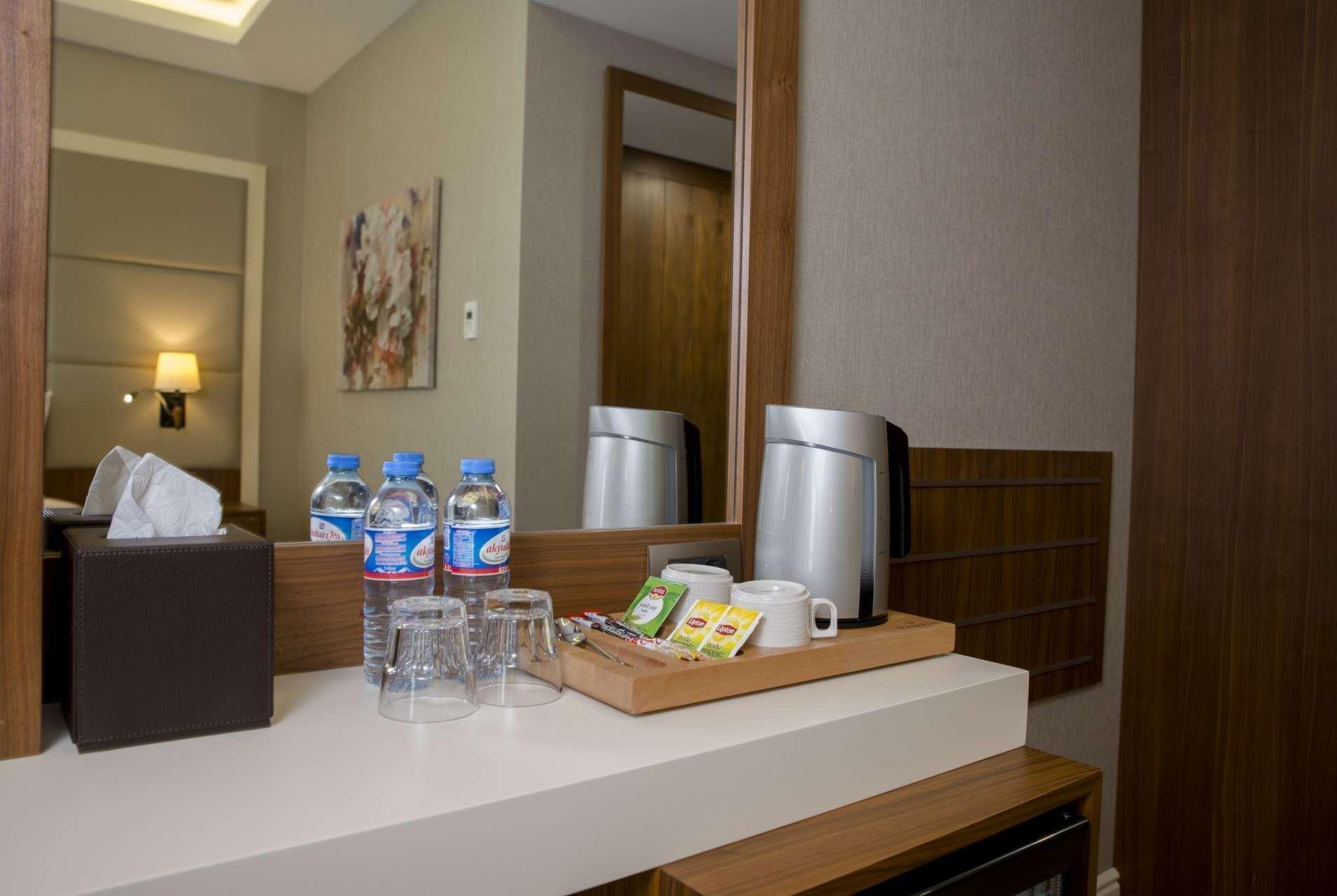 Отель Ramada By Wyndham Sakarya Hendek Экстерьер фото