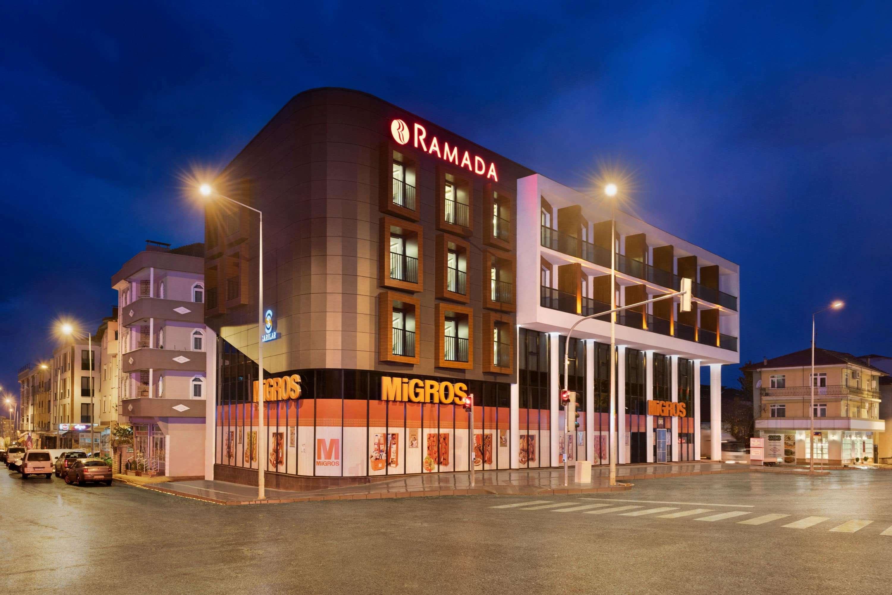 Отель Ramada By Wyndham Sakarya Hendek Экстерьер фото